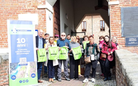 I pellegrini della Via Francisca del Lucomagno fanno tappa ad Abbiategrasso