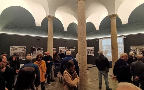 La mostra fotografica «A pèrdi al padrón ma no al pardón» celebra la Festa del Perdono