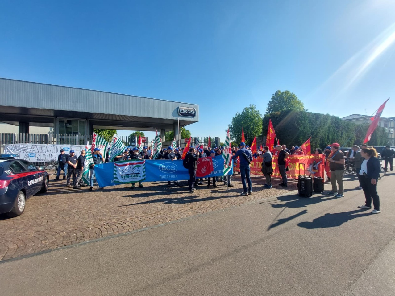 Dipendenti BCS in sciopero ad Abbiategrasso