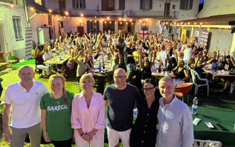 Oltre 200 partecipanti alla cena della Lega di Bareggio