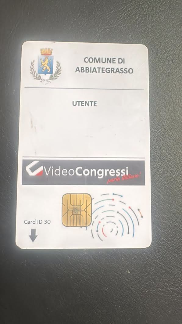 Allerta furto di tessere istituzionali nel Comune di Abbiategrasso